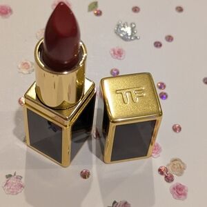 Tom Ford  Luxury Lipstick